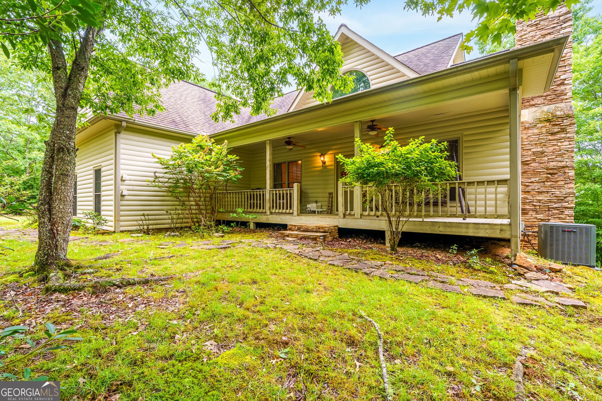 51 Hightower Trl — photo