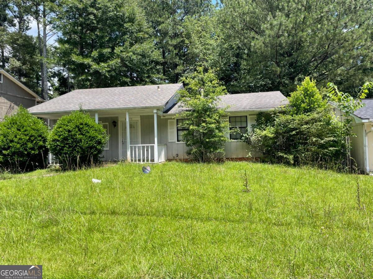 2177 Jonathan Ave — photo