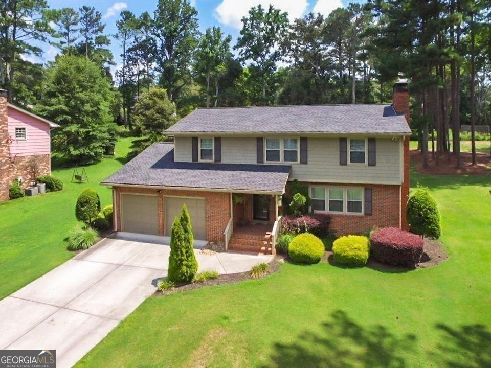 647 Shannon Green Cir — photo
