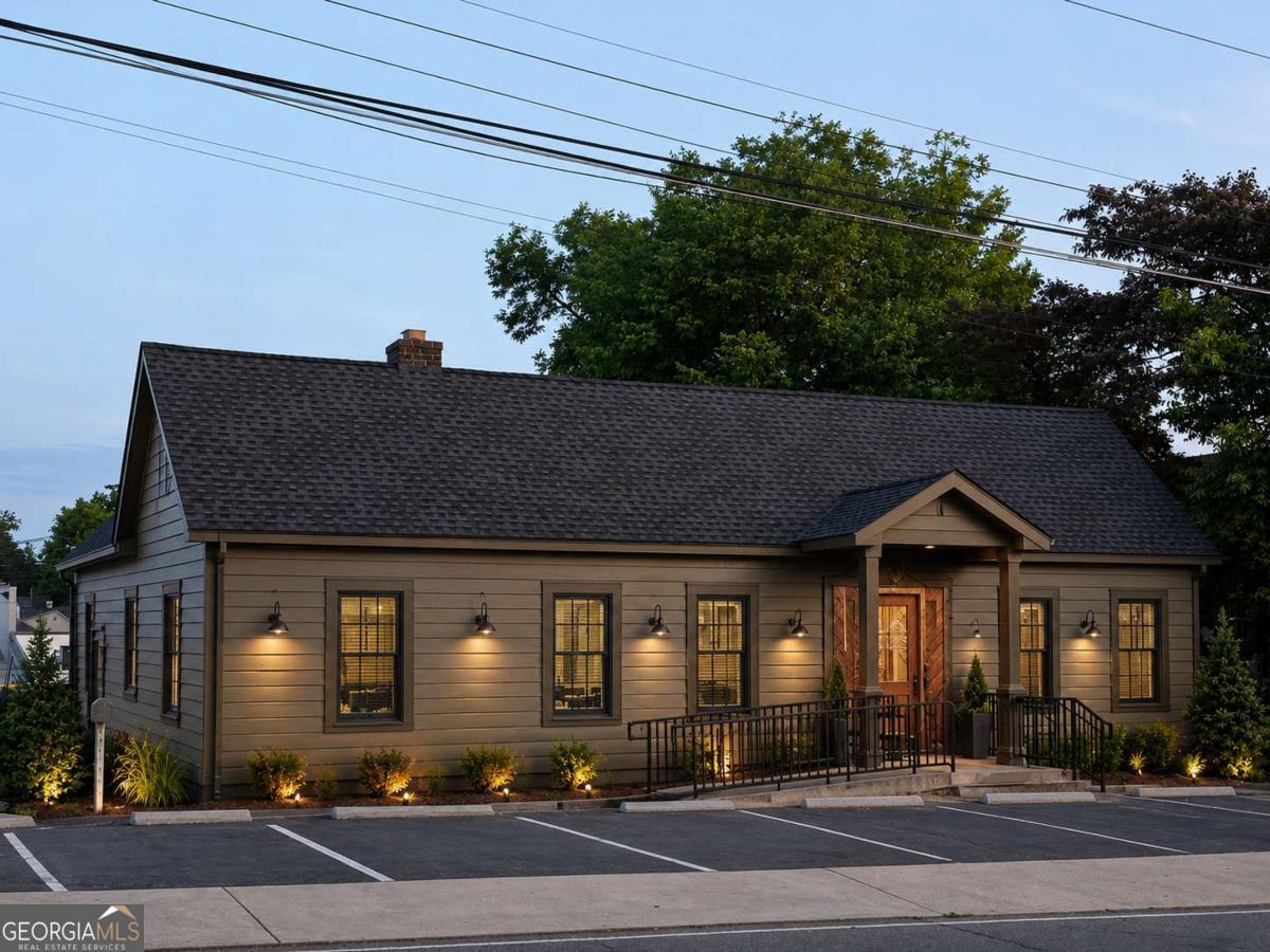 114 W Cherokee Ave — photo