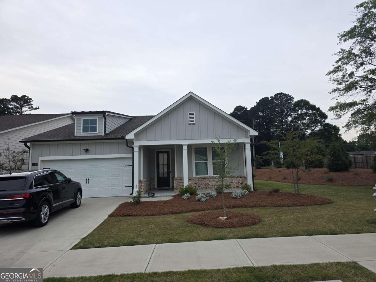 1633 Juniper Berry Way — photo