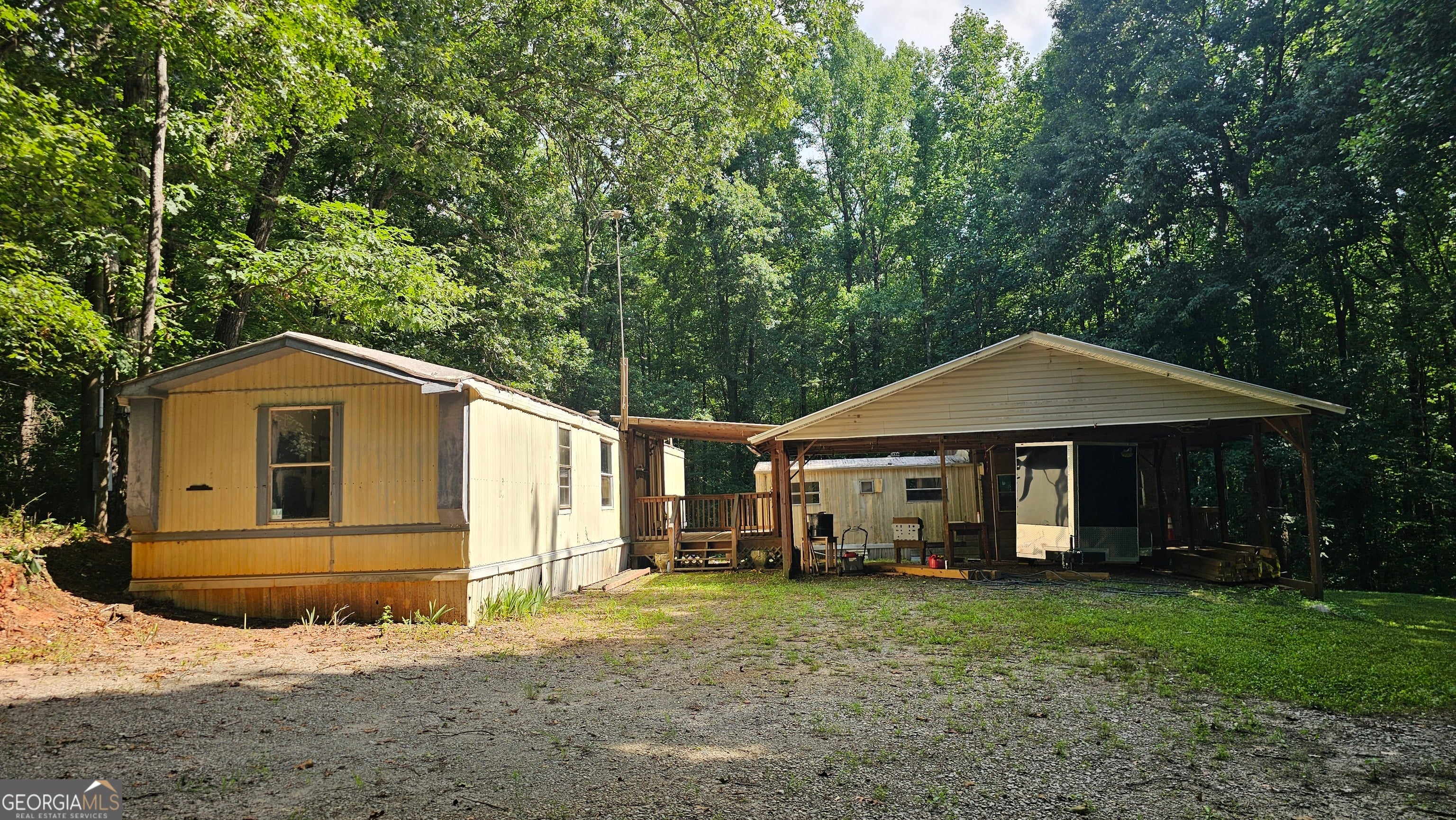 132 Windom Dr — photo