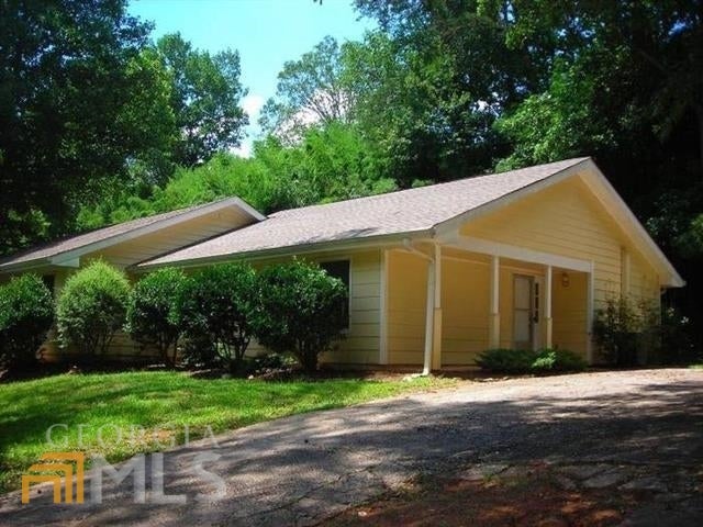 756A Happy Hollow Rd — photo