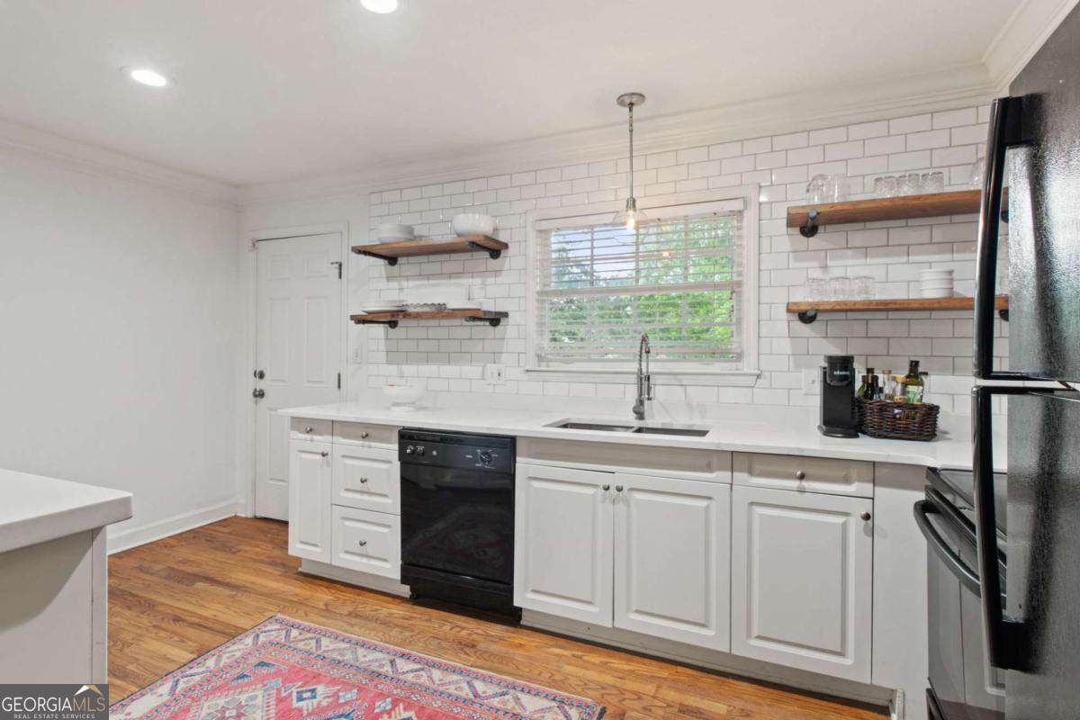 1020 Scott Blvd B4 — photo