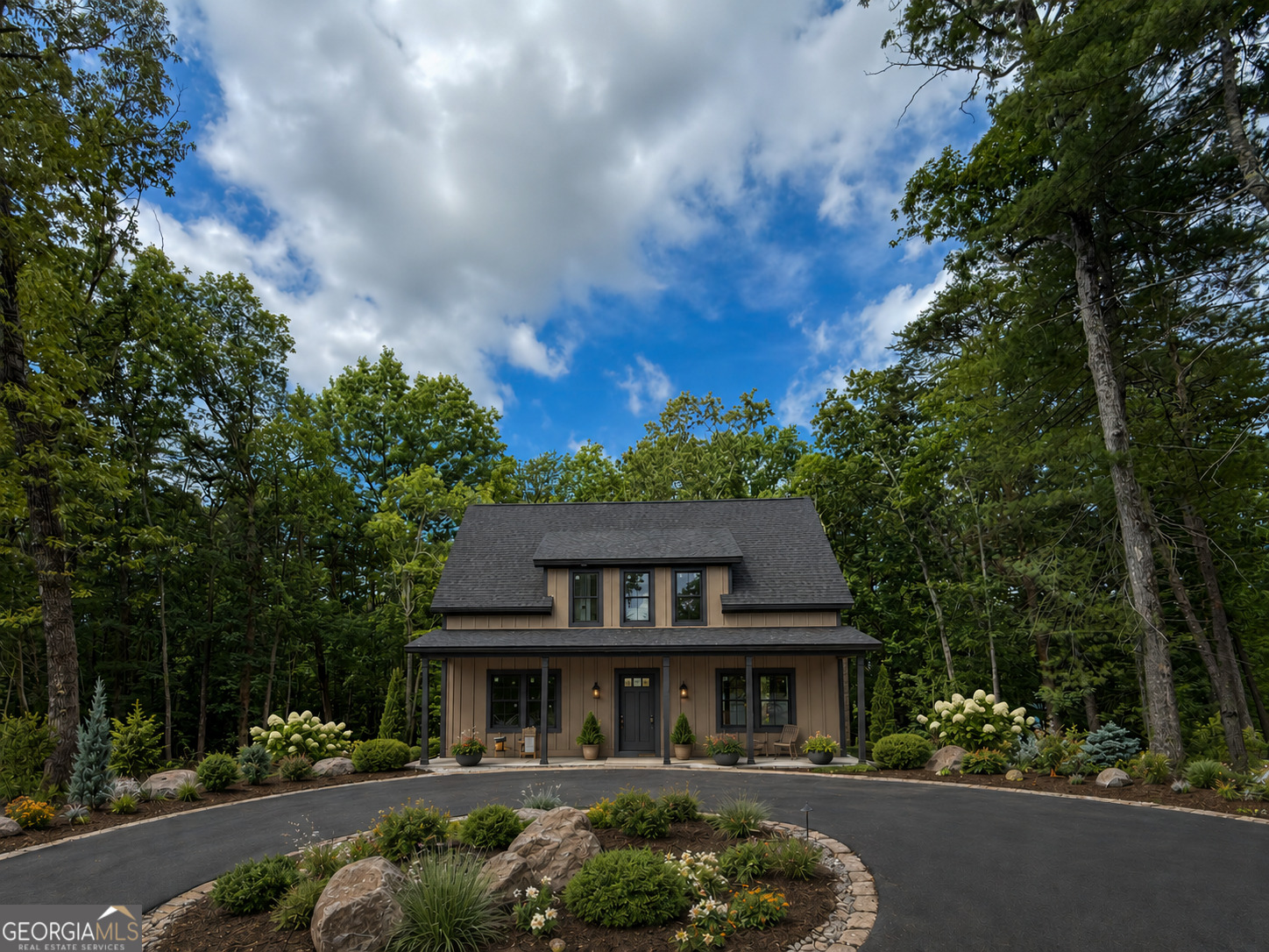 141 Forest Glen Dr — photo
