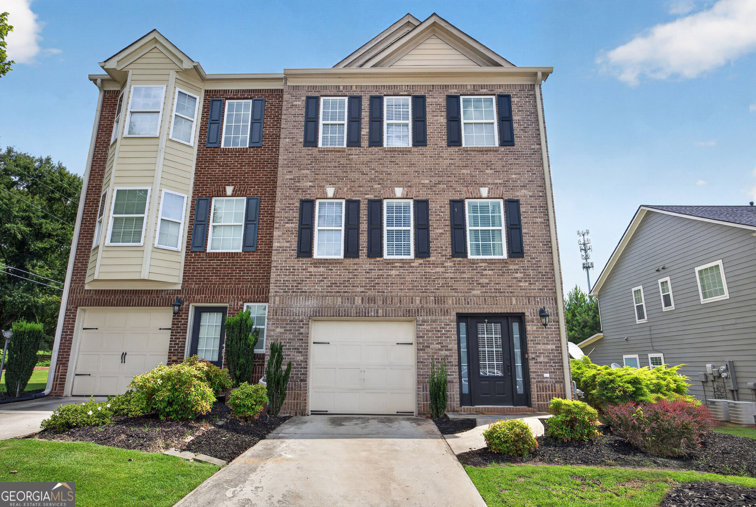 2940 Frederica Ct — photo