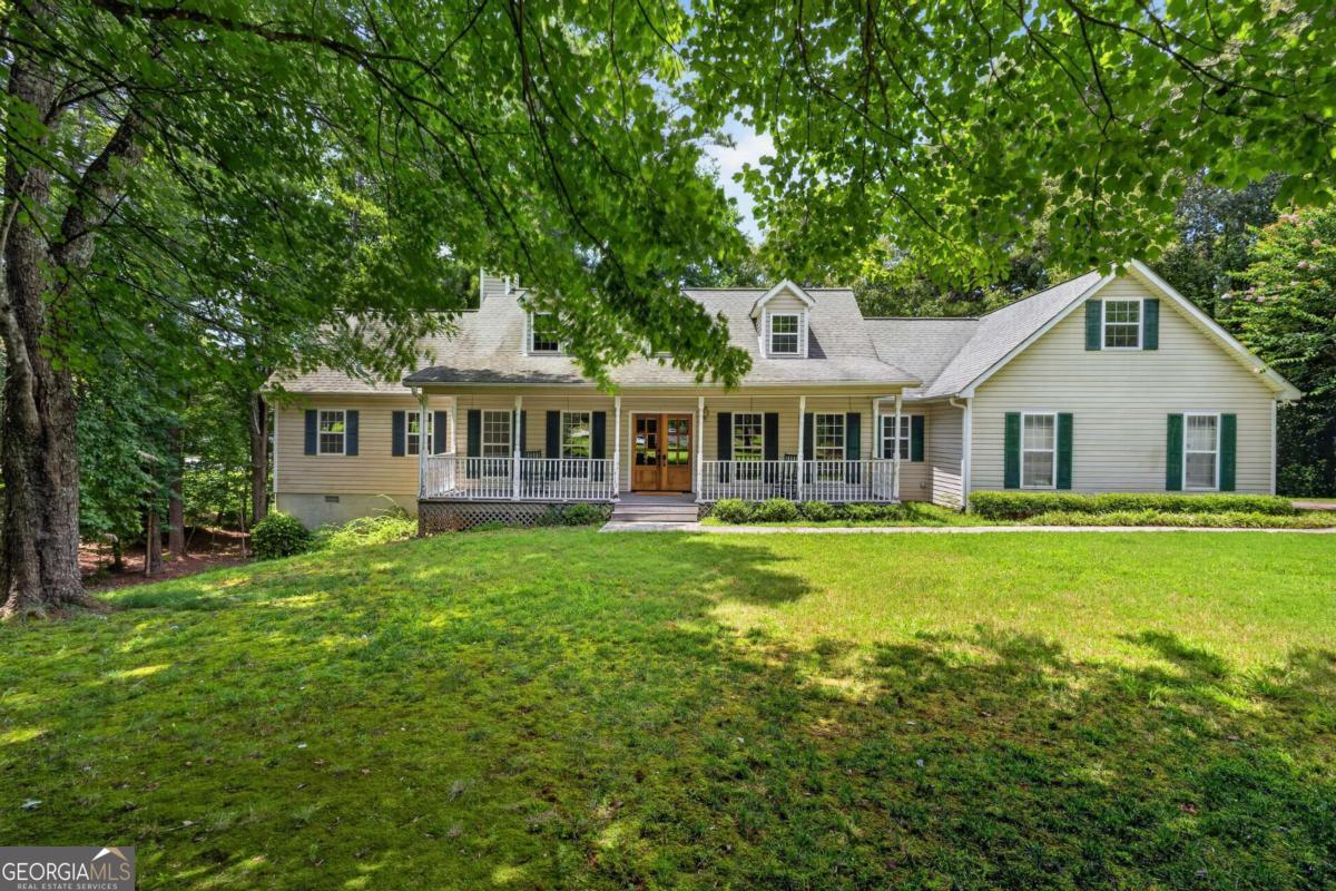 4460 Suwanee Dam Rd — photo