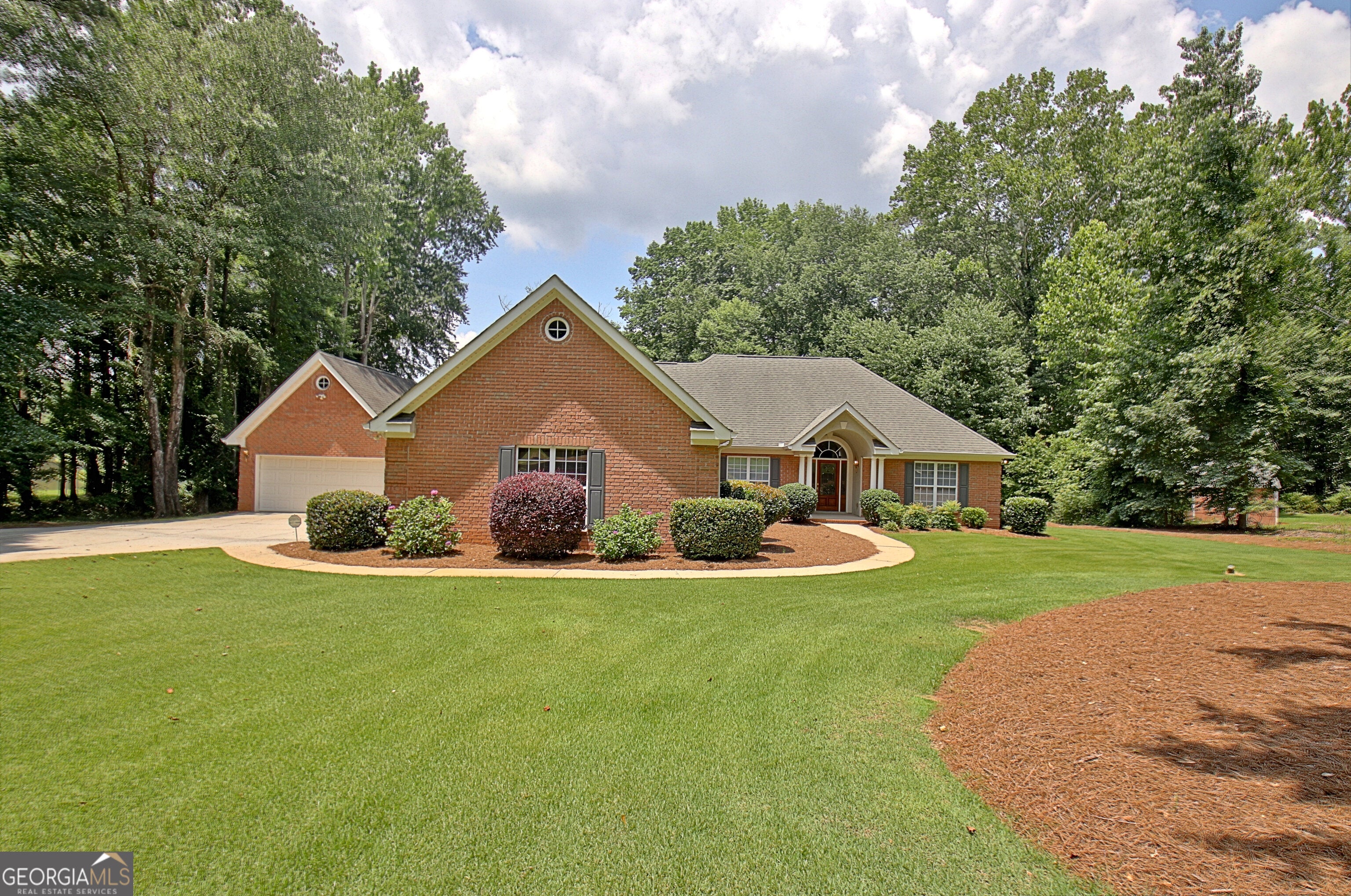 135 Pendleton Trl — photo
