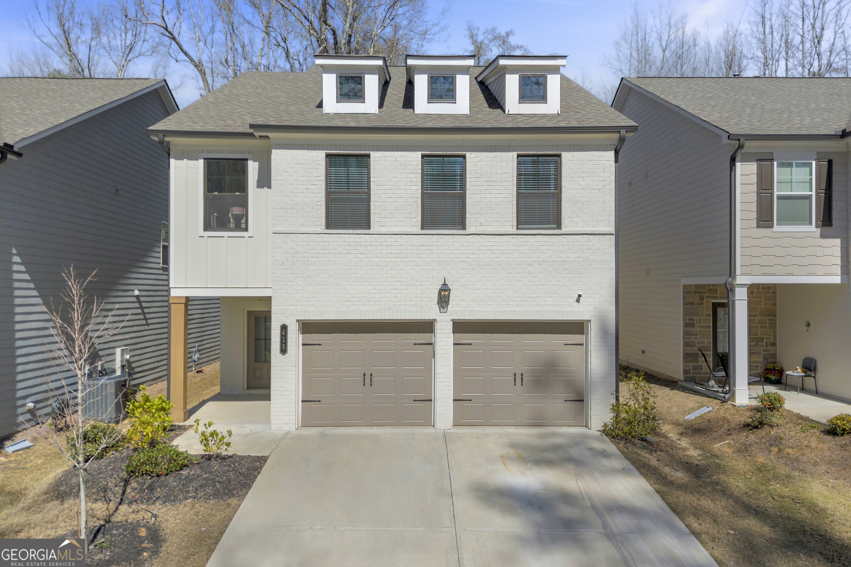 415 Station Overlook Dr — photo