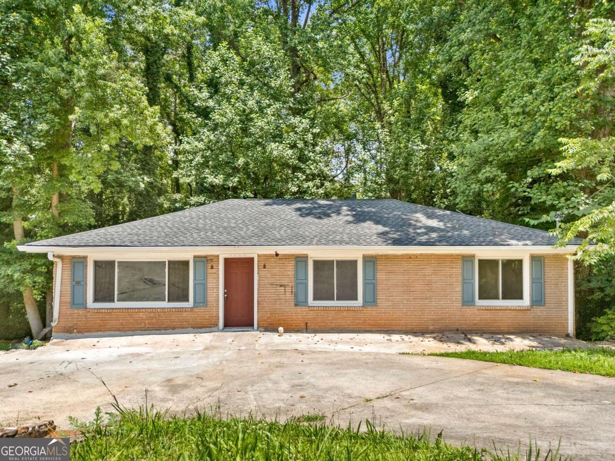 4049 Green Oak Dr — photo