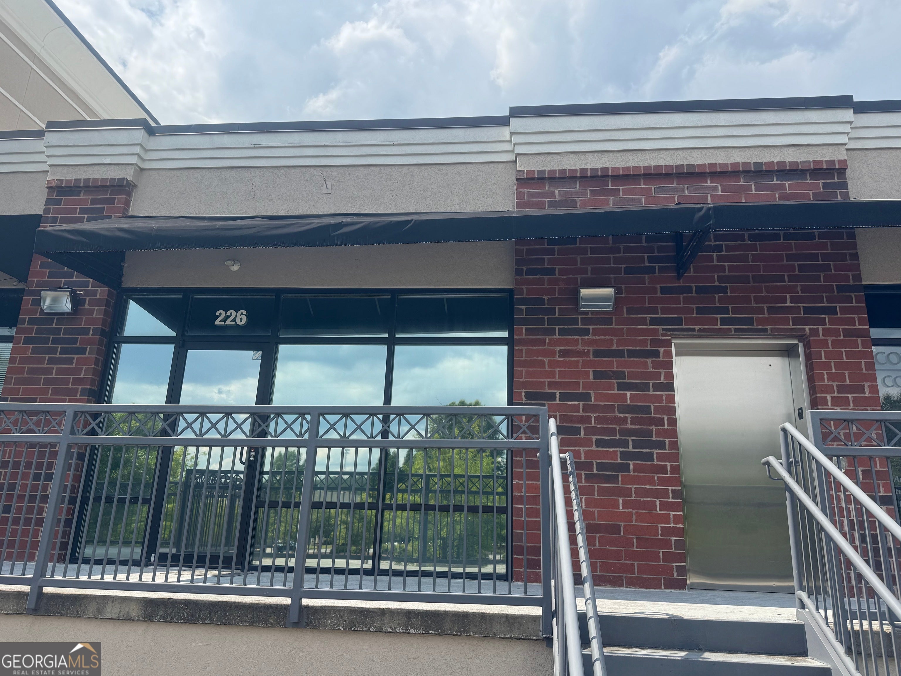 302 Satellite Blvd NE Ste 226 — photo