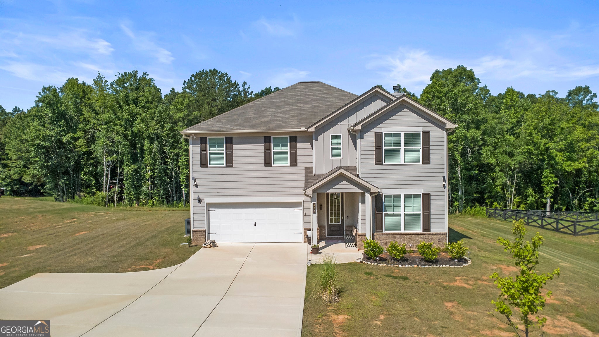 437 Lawson Dr — photo