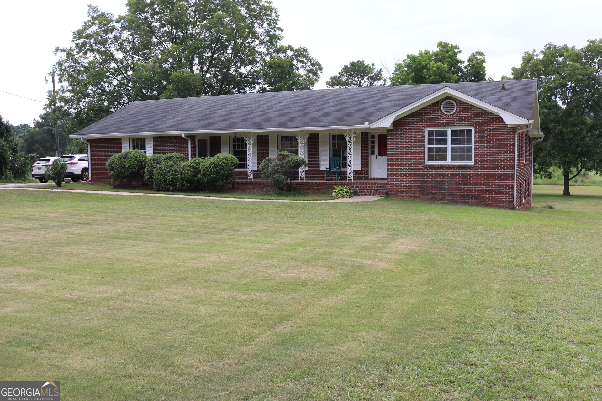1352 Fairview Rd — photo