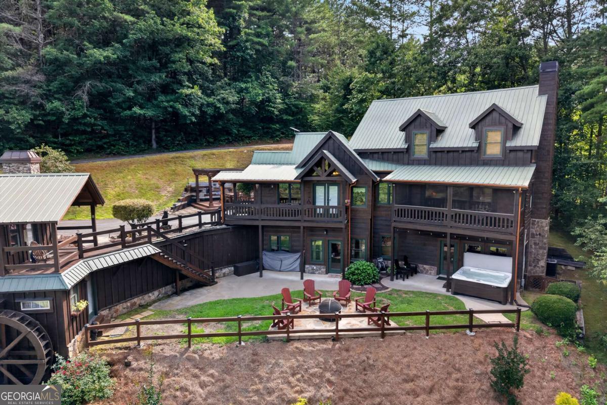24 Twin Lakes Rd — photo