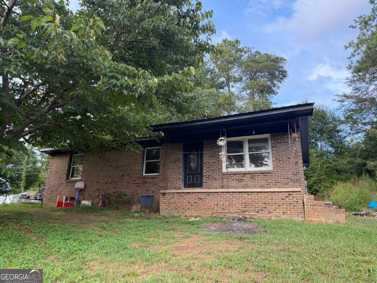 1018 Scott Brown Rd SE — photo