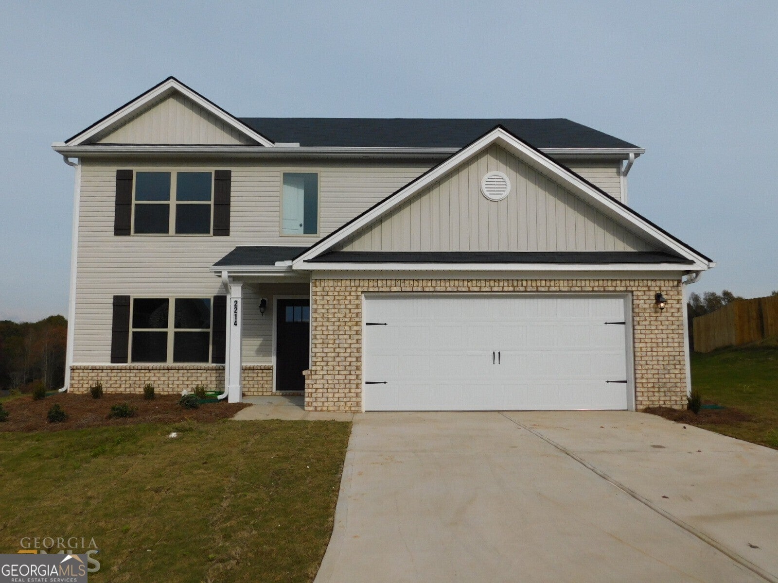 2214 Savannah Dr — photo