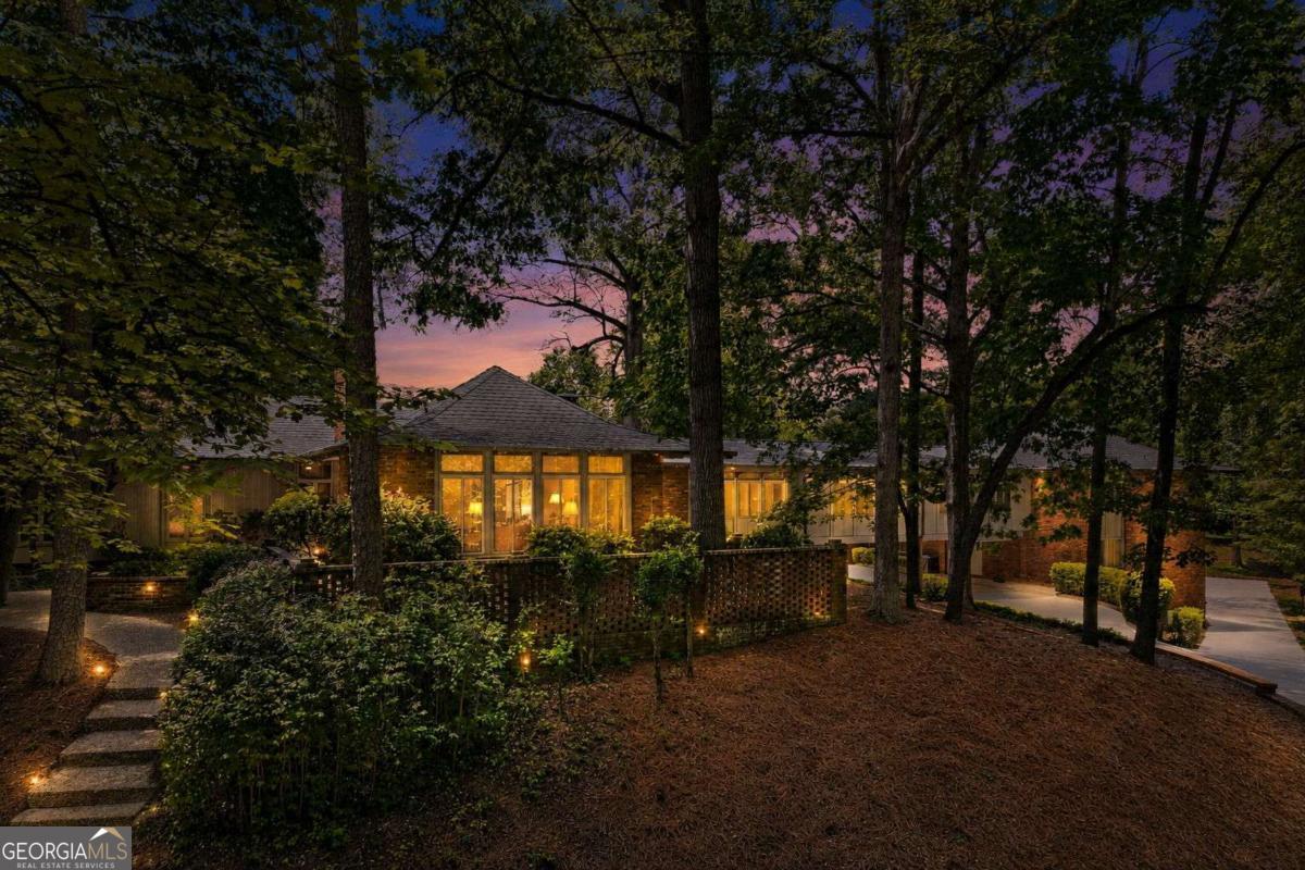 1403 Springdale Rd — photo
