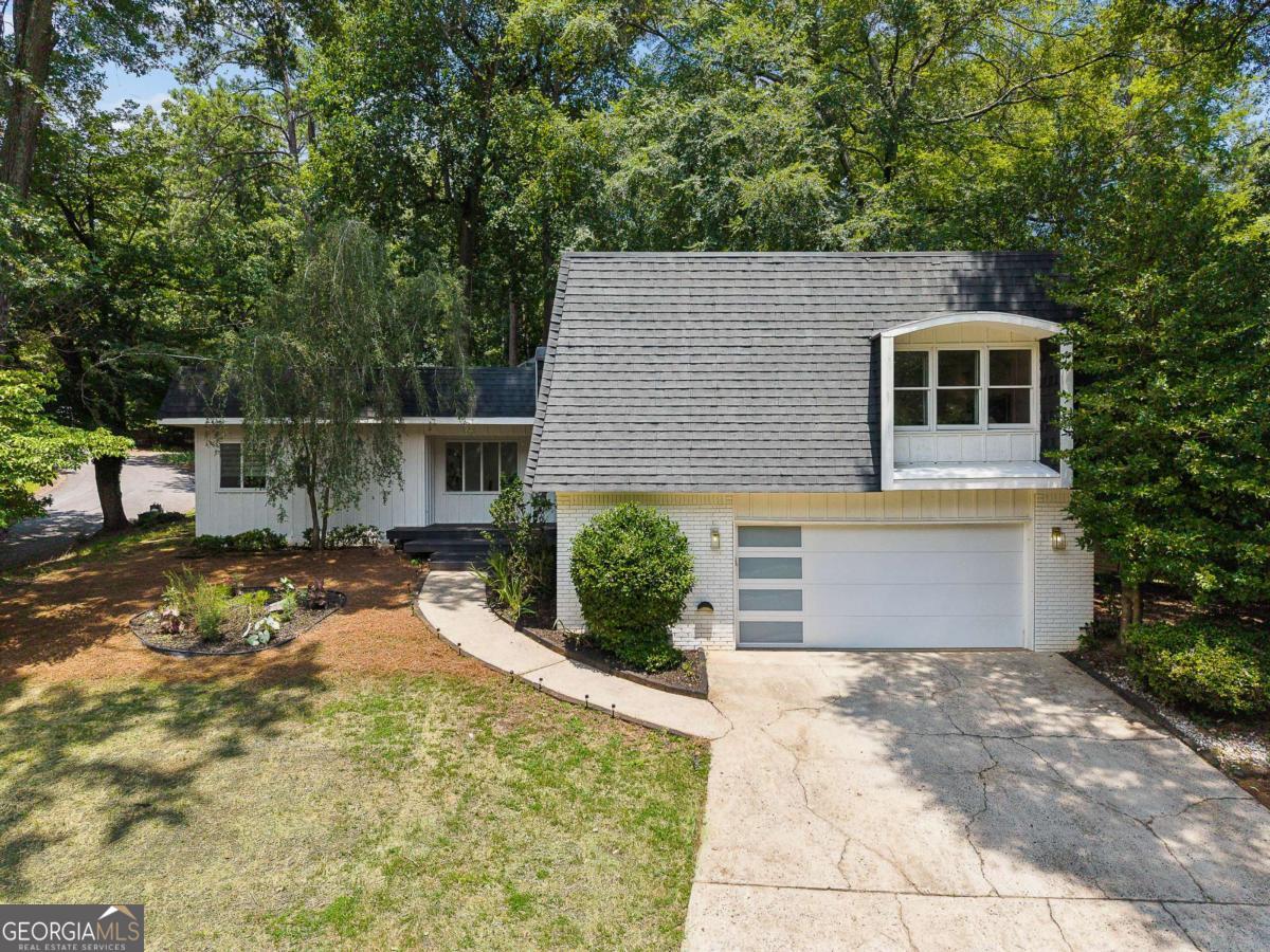 700 Cedar Knoll Dr — photo