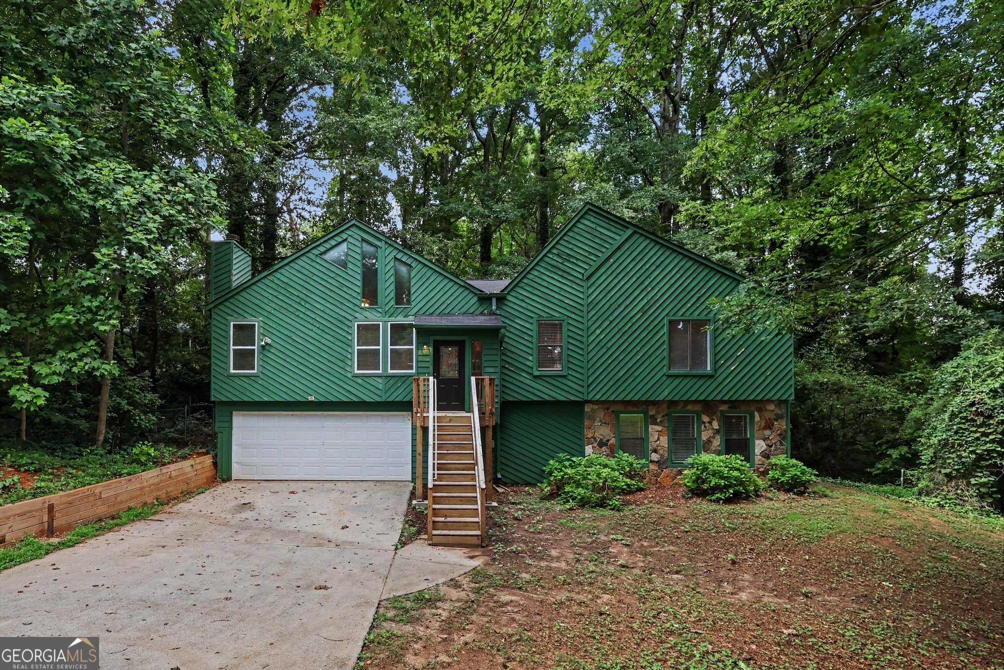 5182 Manitou Way — photo