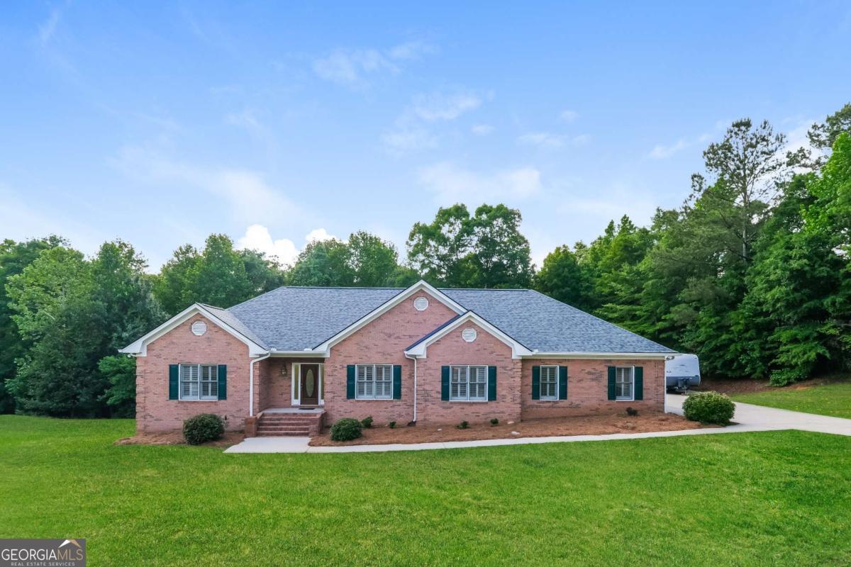 604 Clearwater Ct — photo