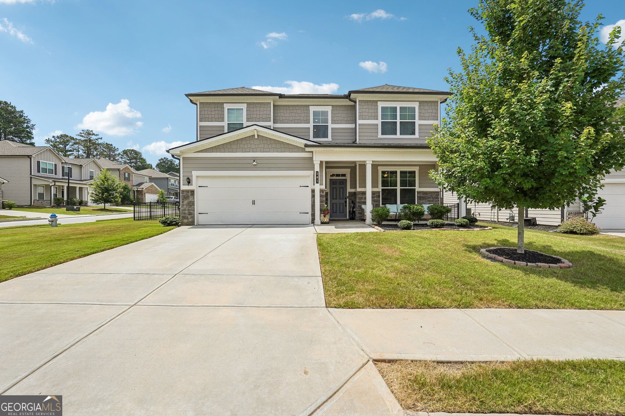 501 Cunninghame Ct — photo