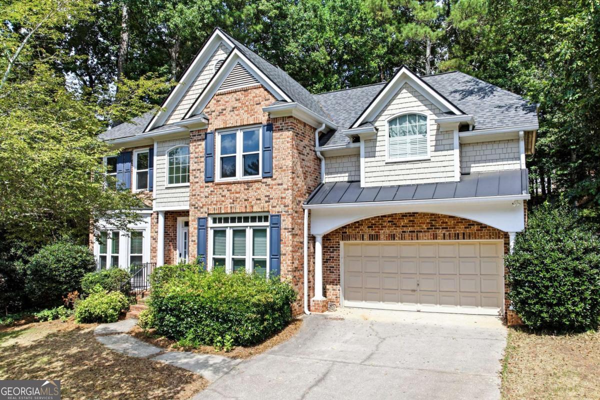 5008 Highland Oaks Ct SE — photo