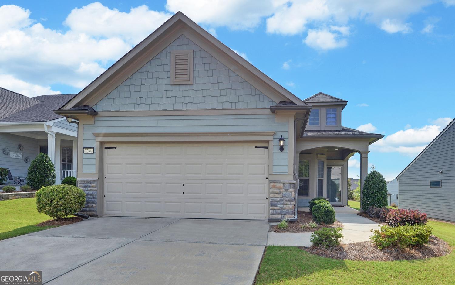5690 Maple Bluff Way — photo