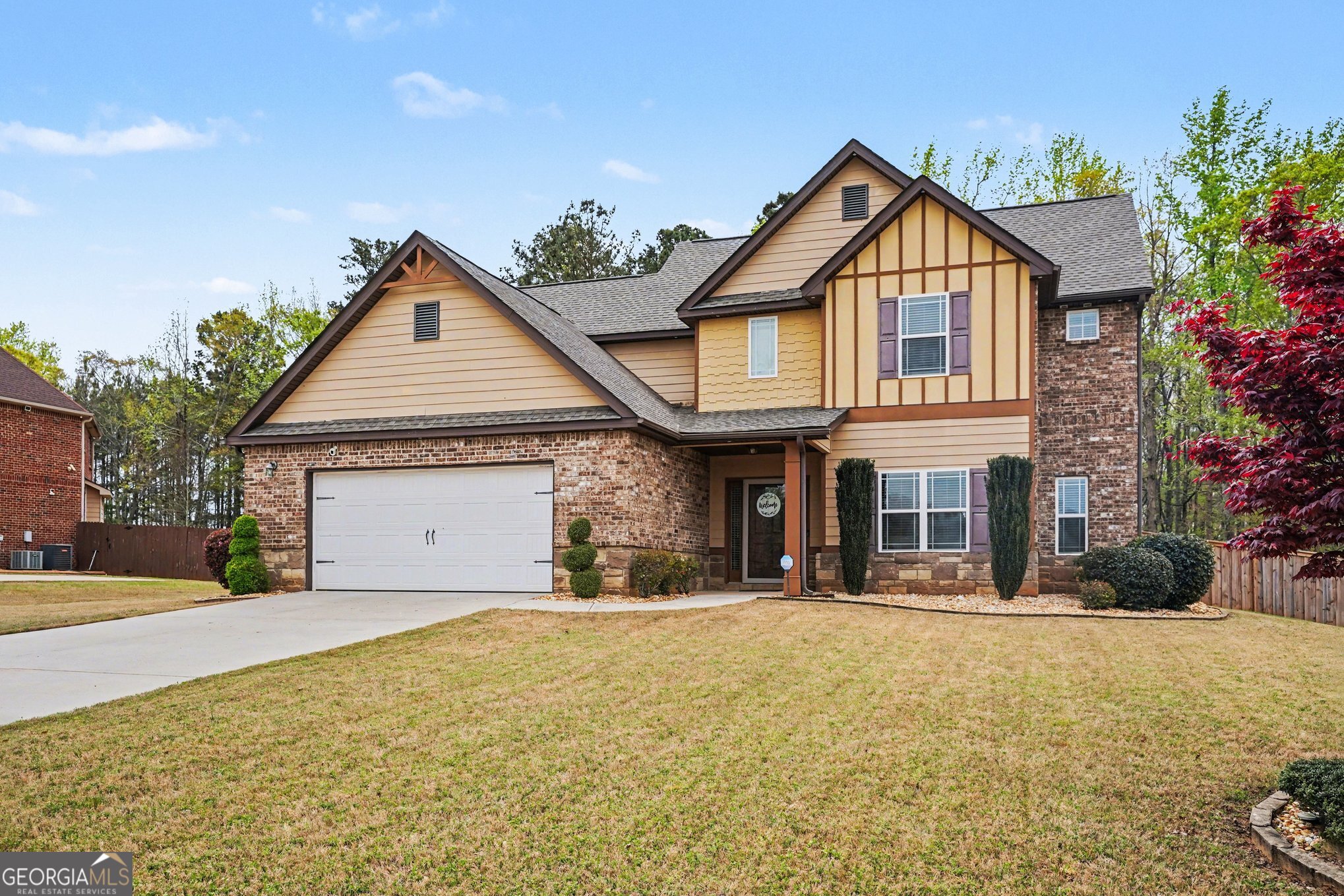 197 Tapestry Dr — photo