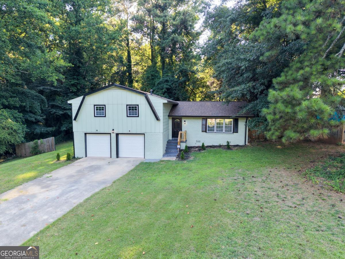 7367 Rountree Dr — photo