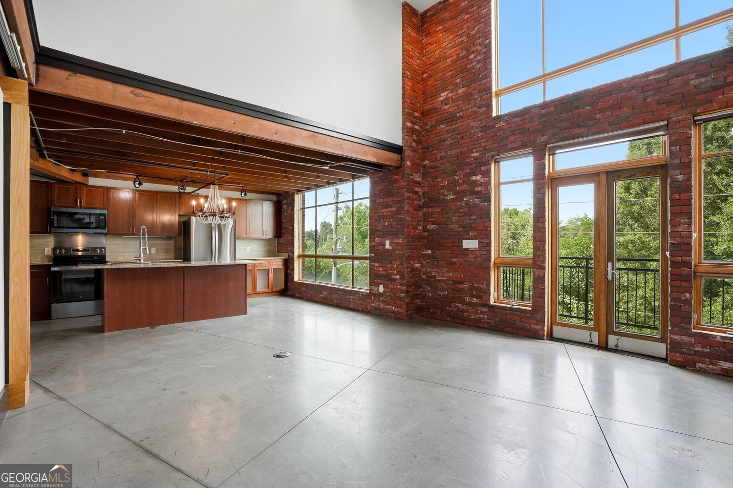 Home in Marietta, GA 30060 — photo 3