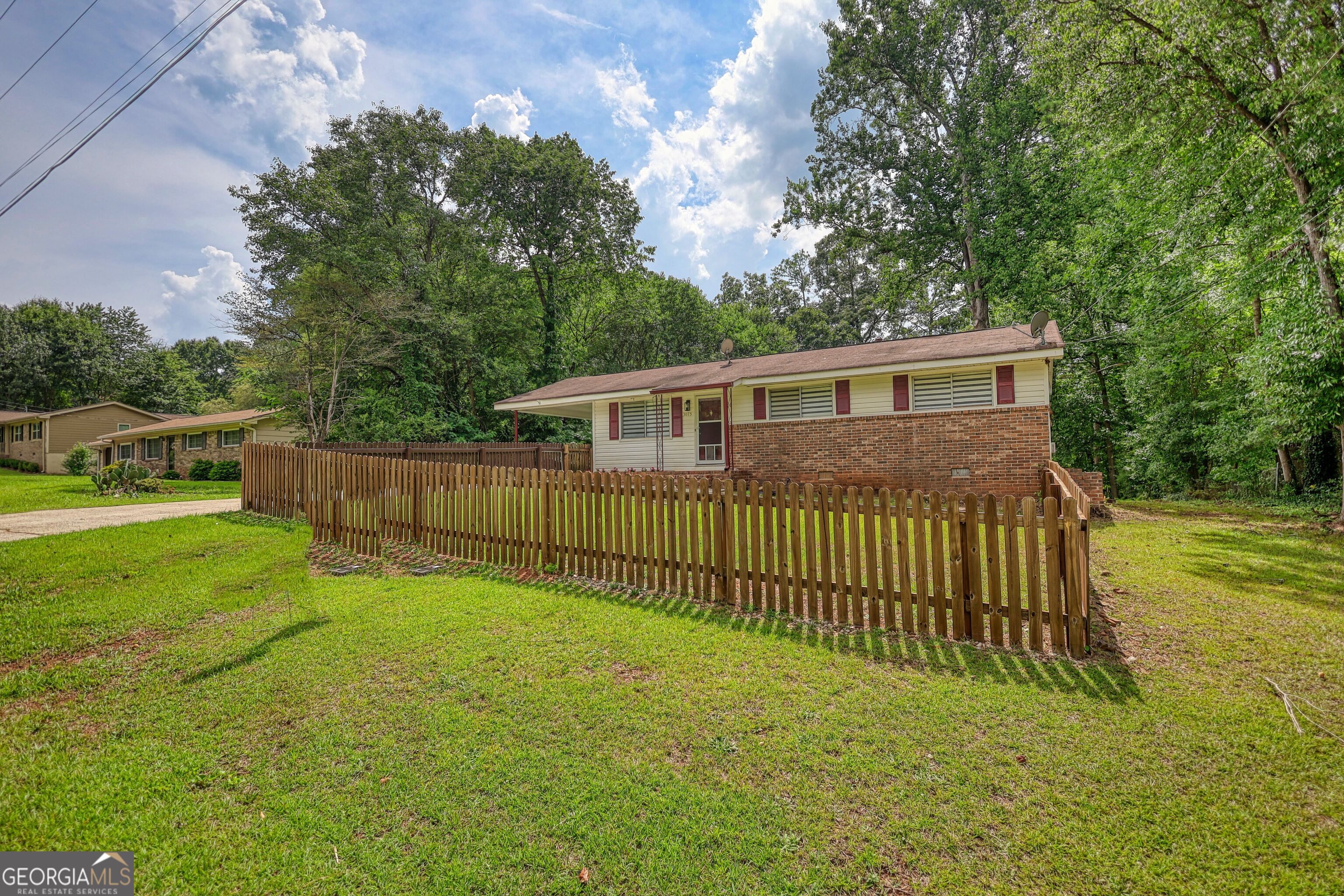 3075 Sunset Rd SE — photo