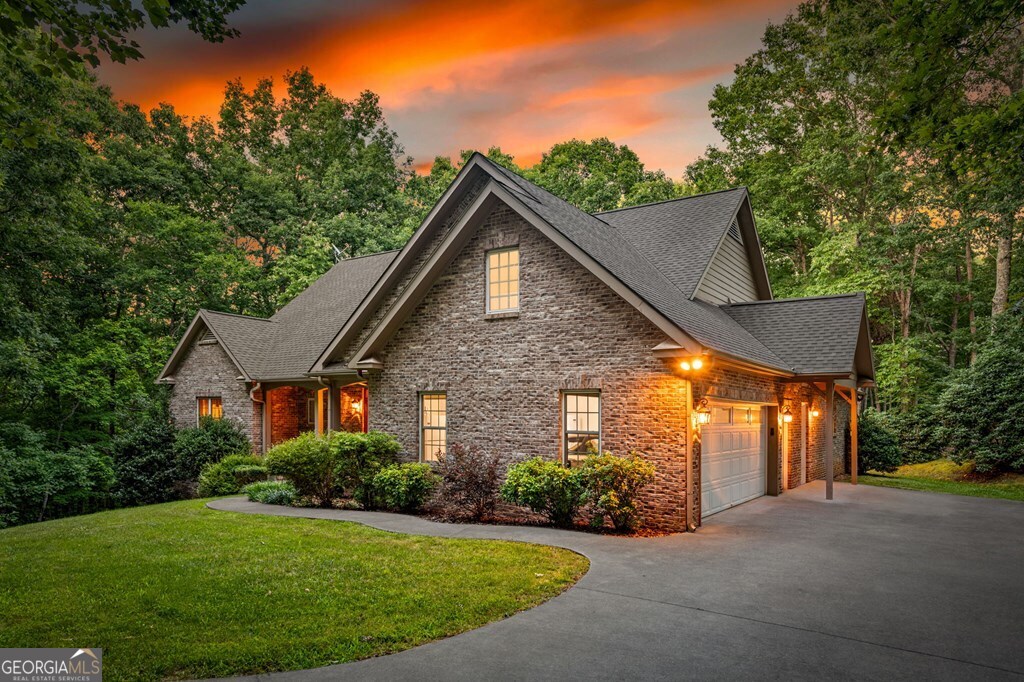541 Davis Road, Blue Ridge, GA 30513 — photo 2