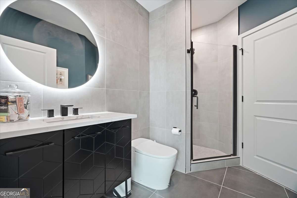 923 Peachtree St NE 1328 — photo