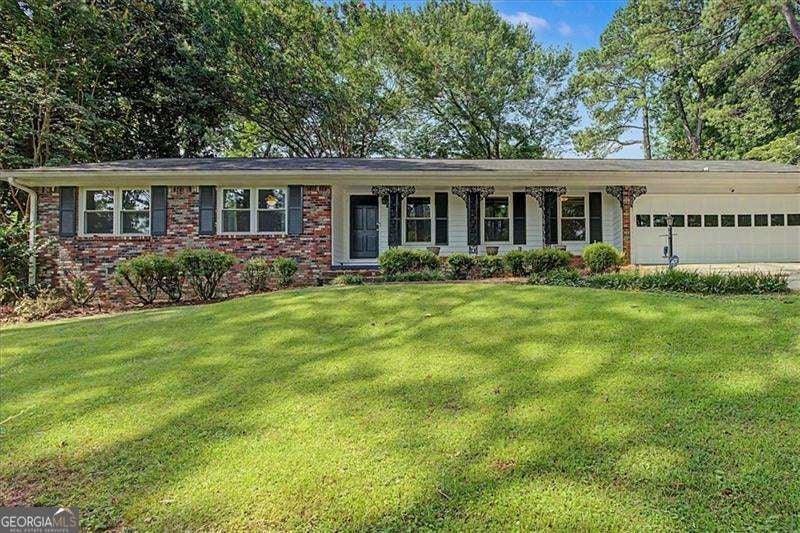 3487 Bowling Green Way — photo