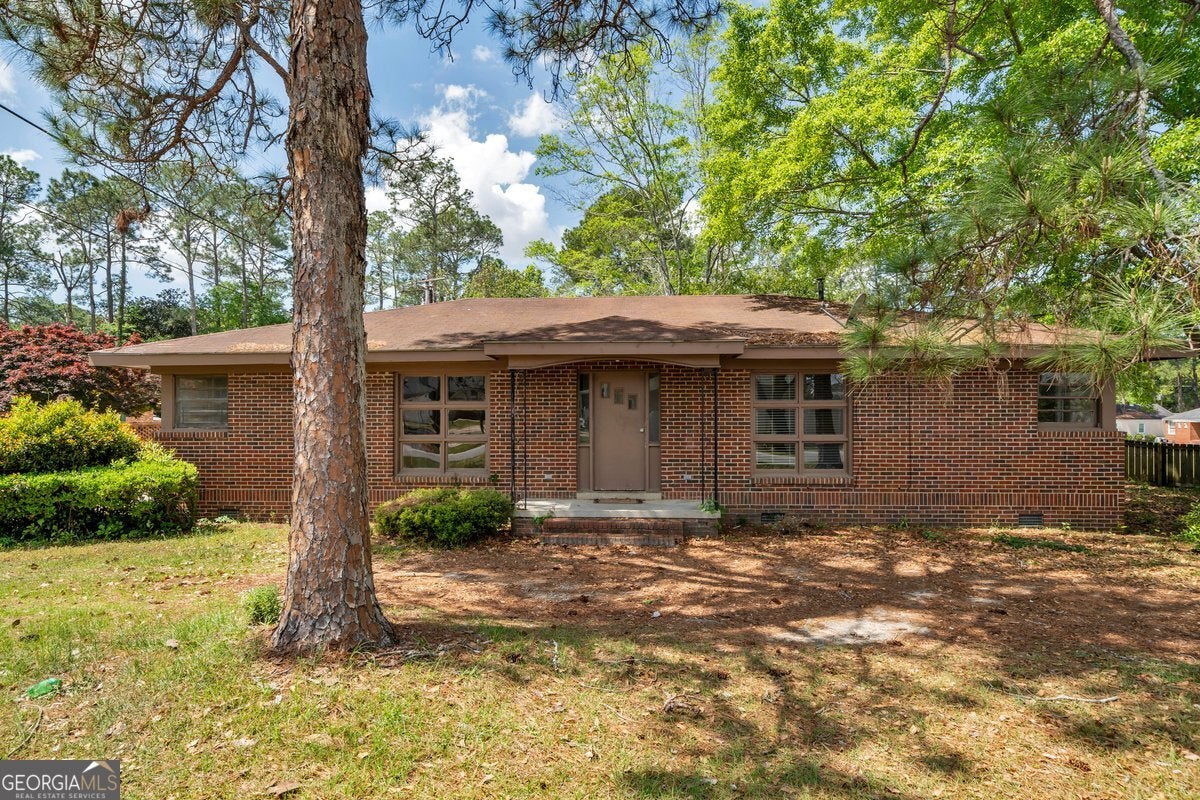 804 Fleming Rd — photo