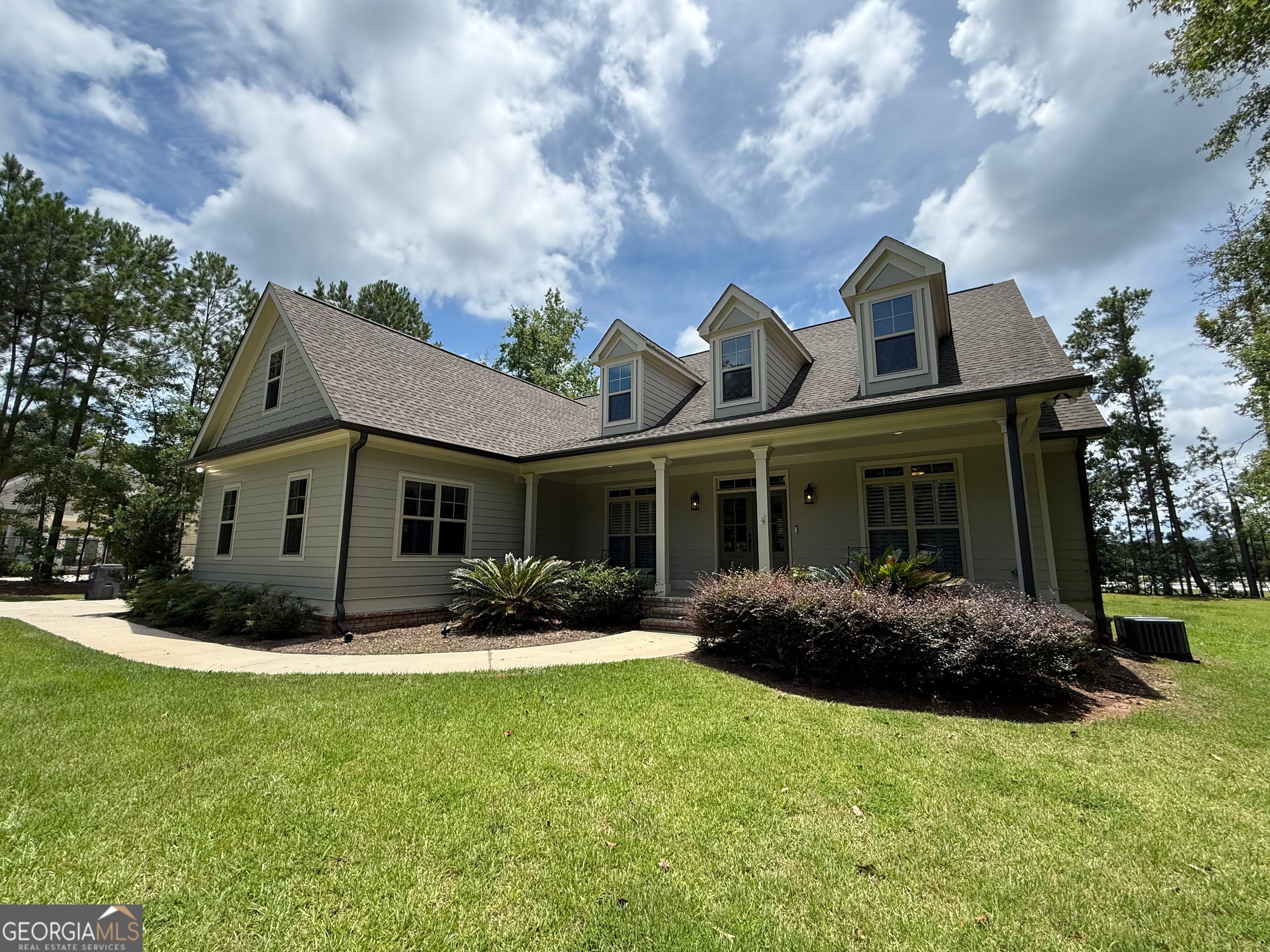 140 Newport Rd — photo