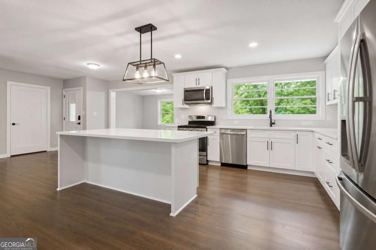 1507 Lively Ridge Road NE, Atlanta, GA 30329 — photo 3