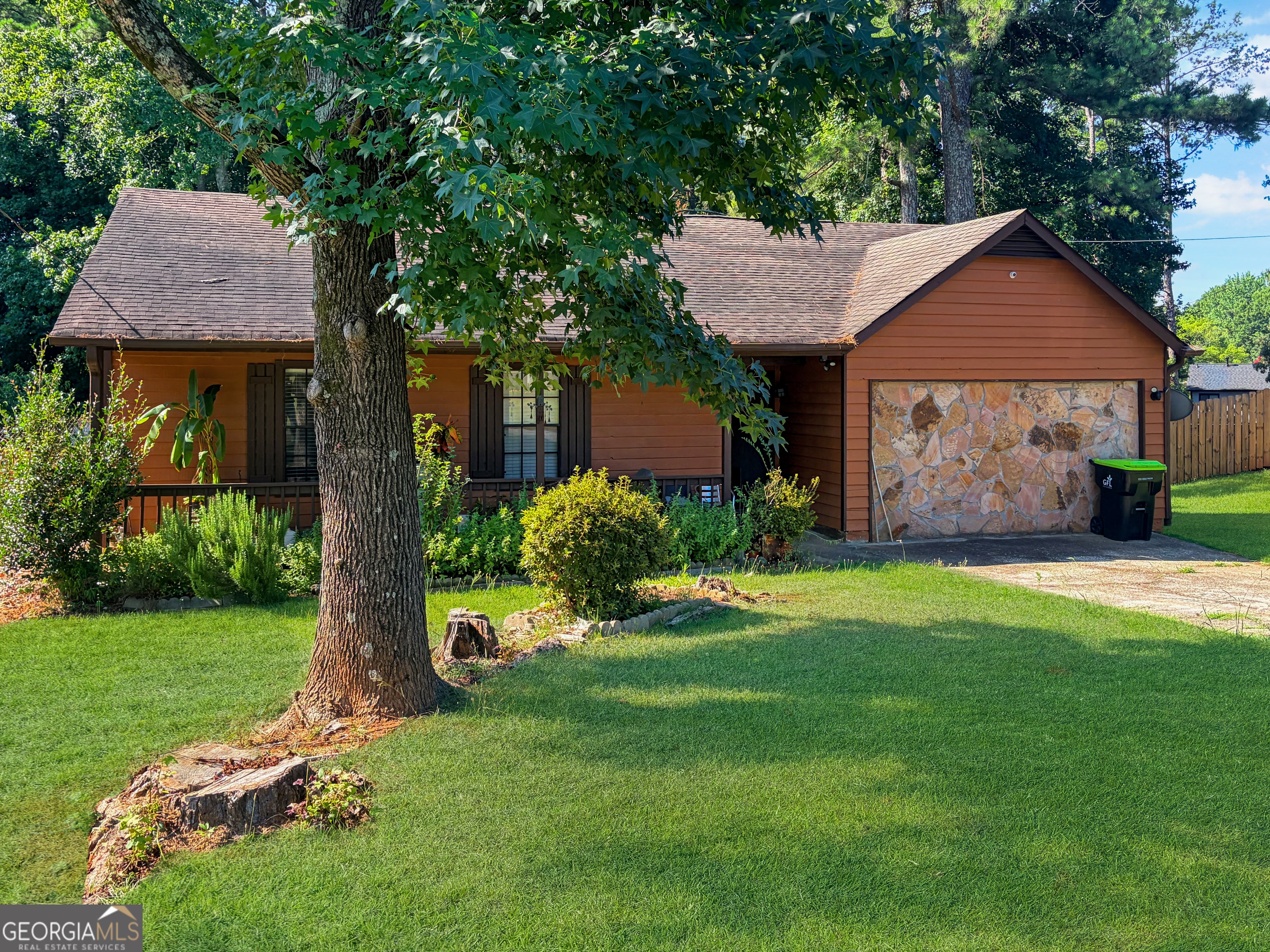 5687 Pine Meadows Ct — photo