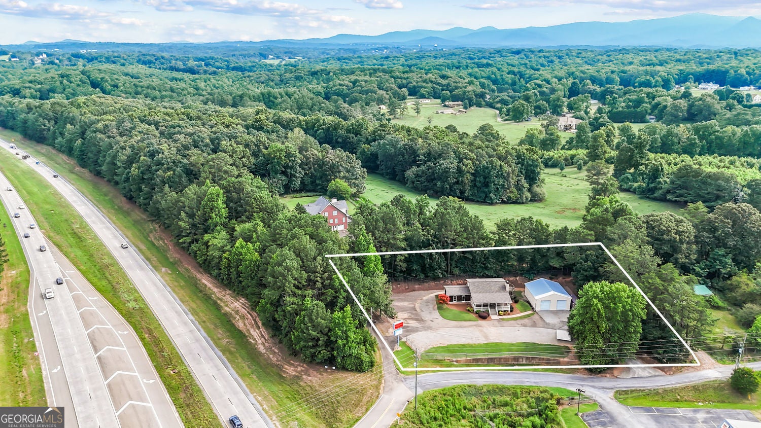 760 Martin Rd — photo