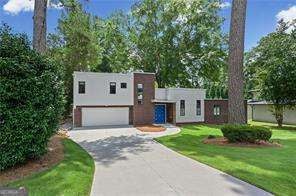 2223 Meadowvale Dr NE — photo