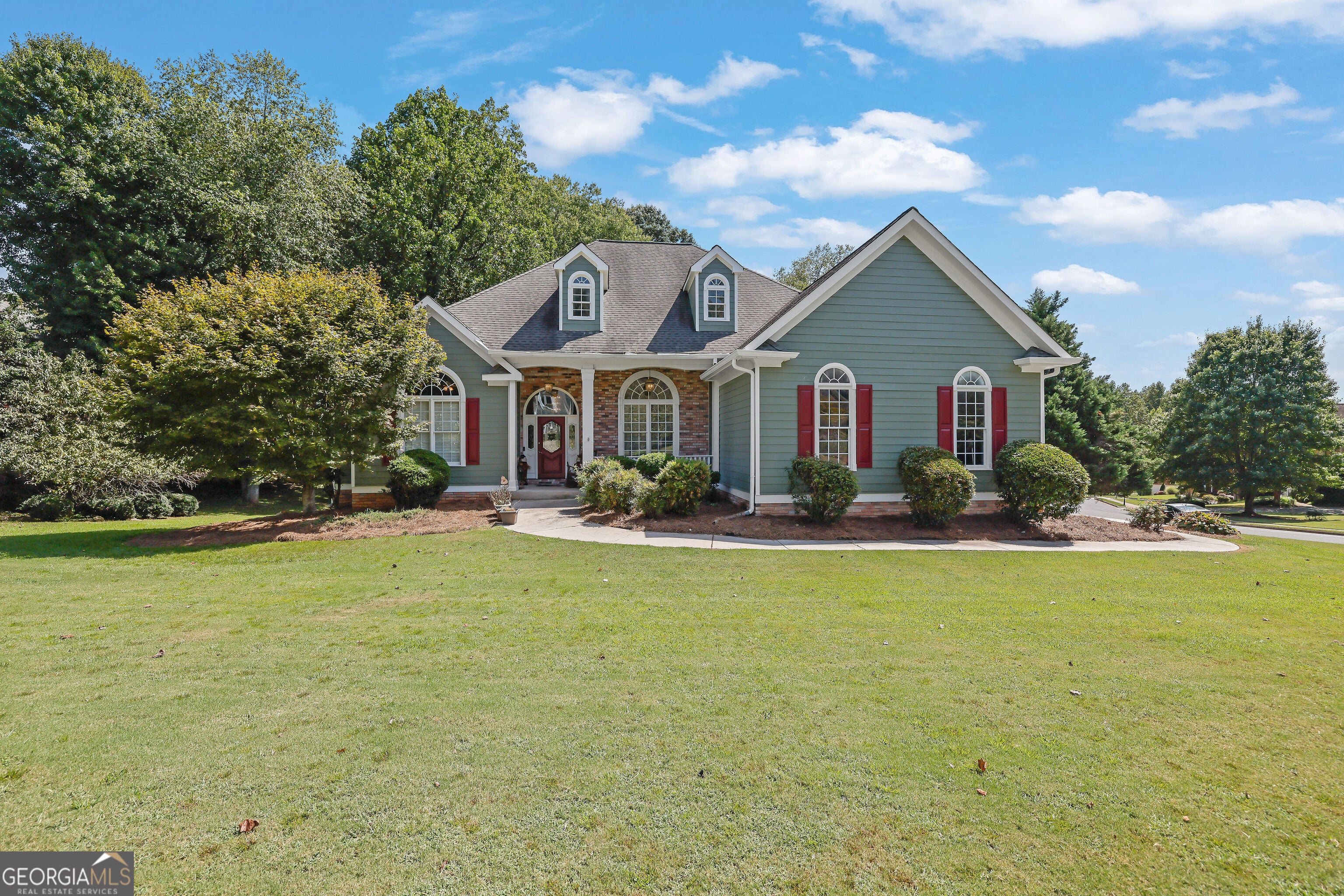 2195 Misty Oaks Dr — photo