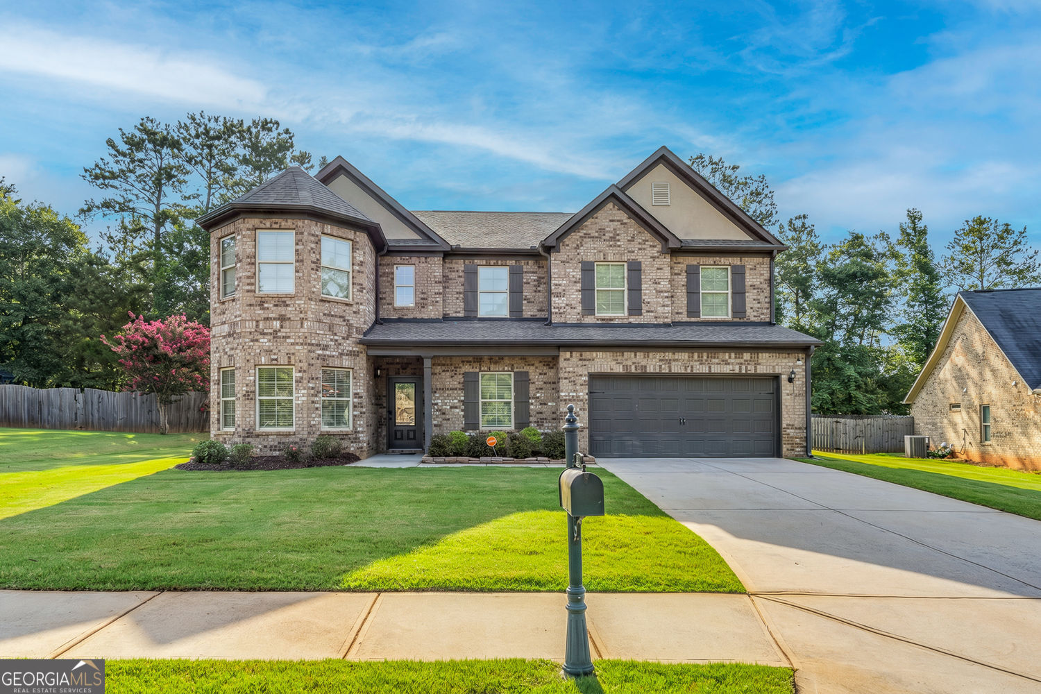 141 Pinehaven Ct — photo
