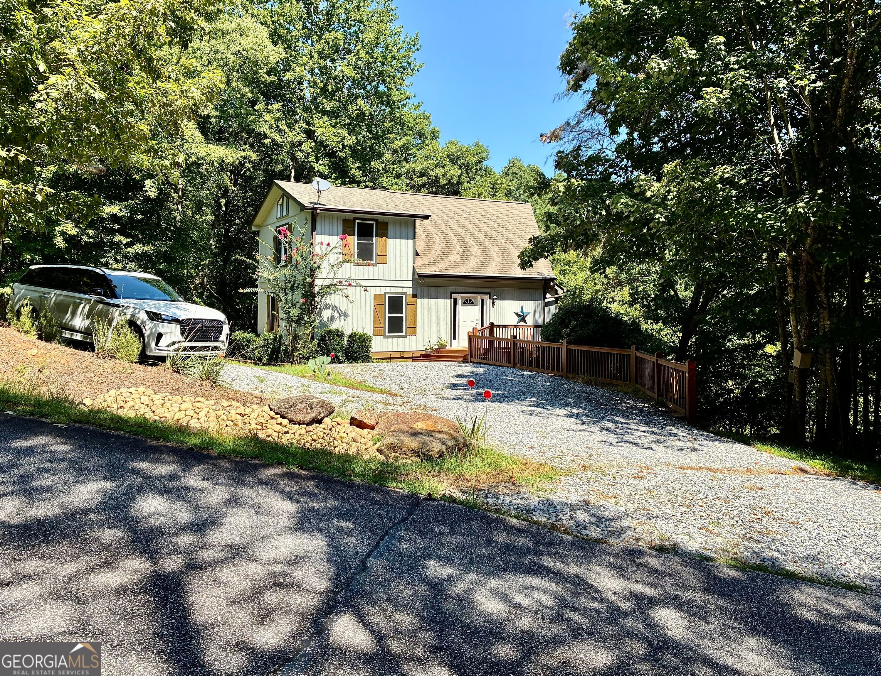 2585 Panorama Dr — photo