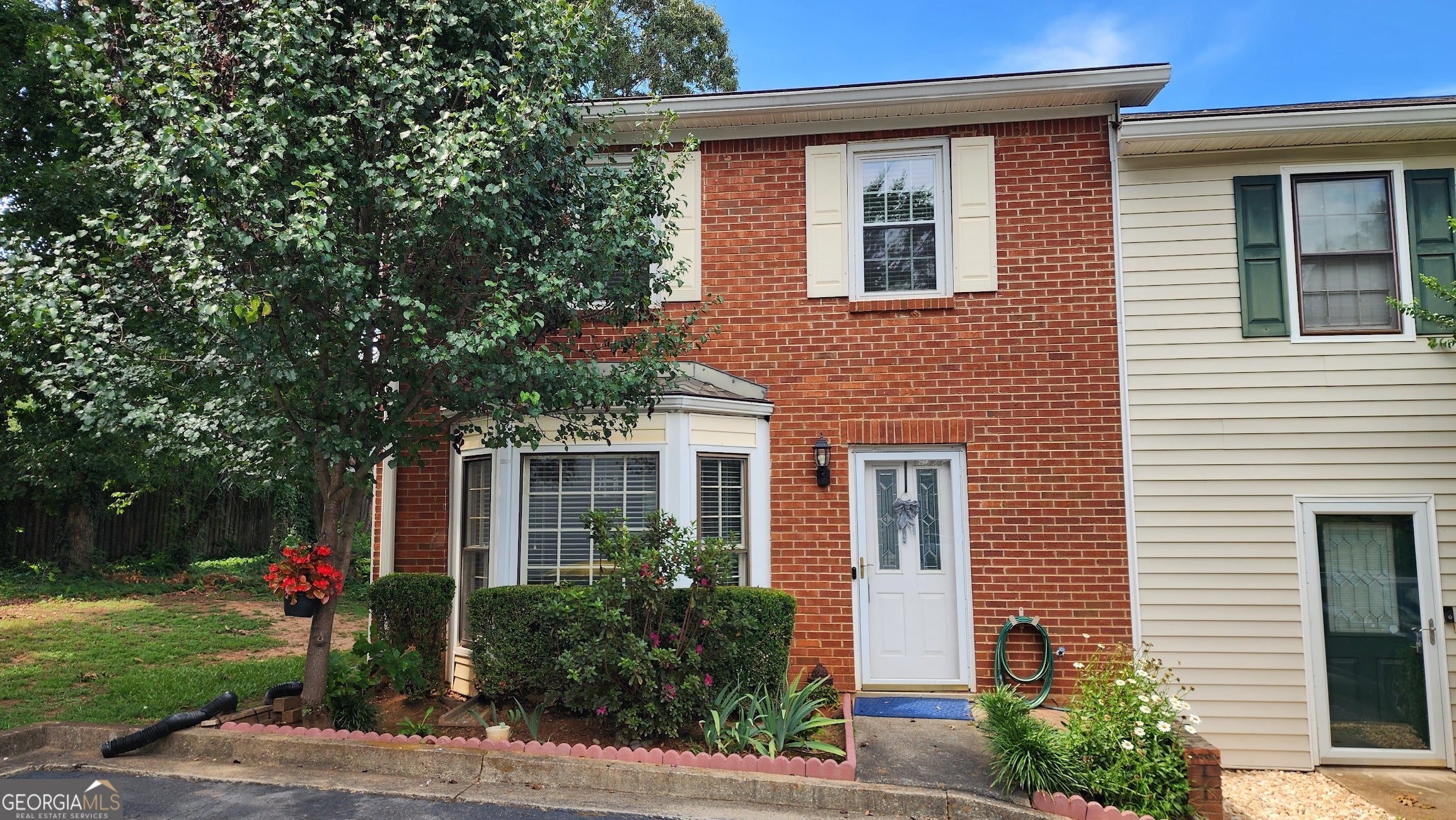 284 Shaded Oaks Ln SE — photo
