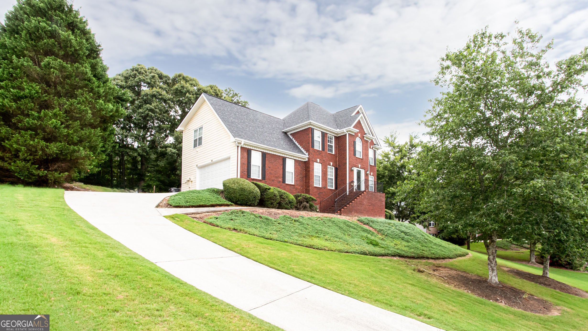 2436 Sky Valley Dr — photo