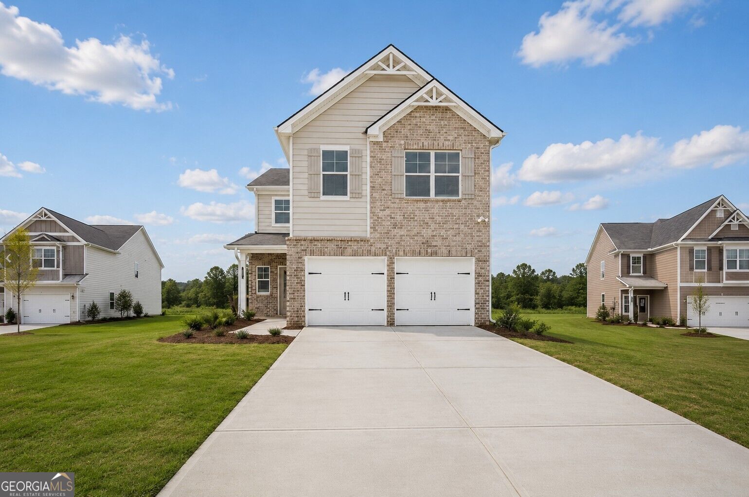 104 Vickers Point Dr — photo