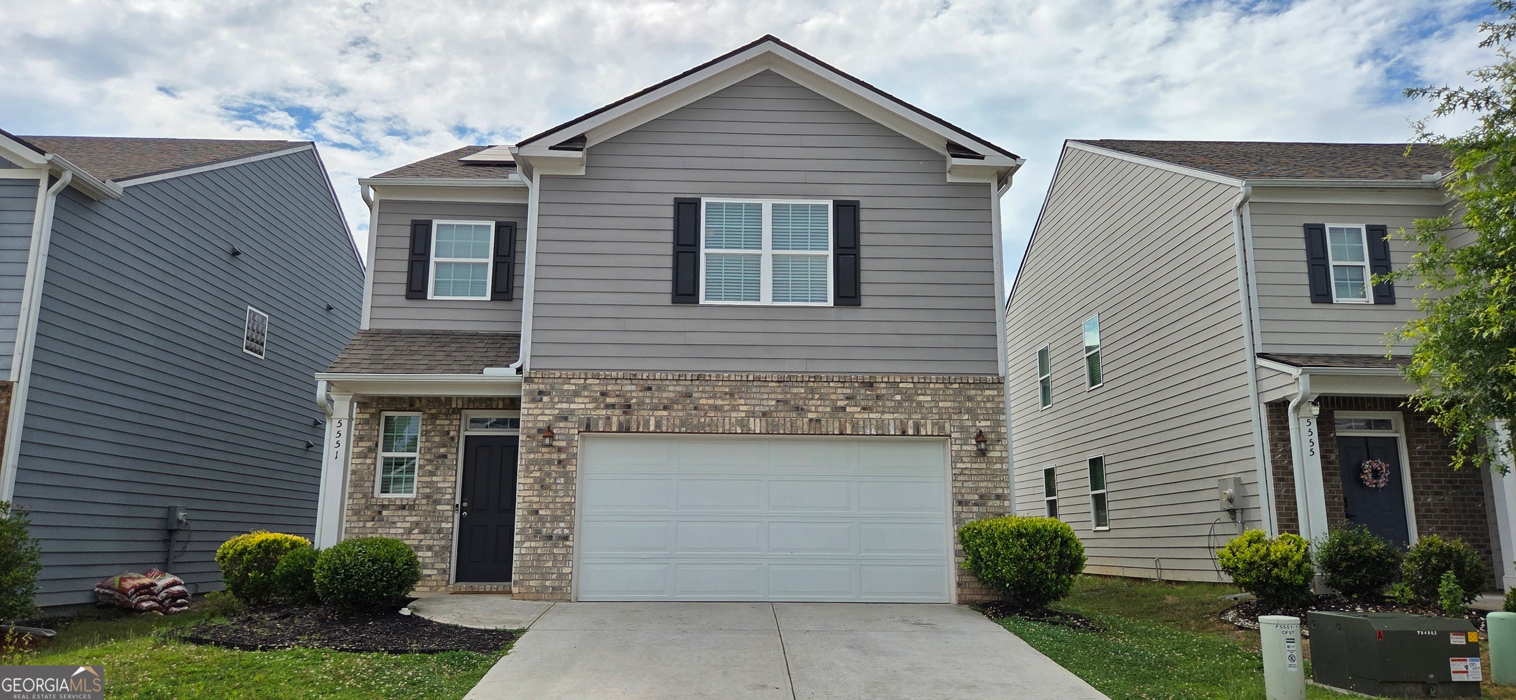 5551 Foxglove Way — photo