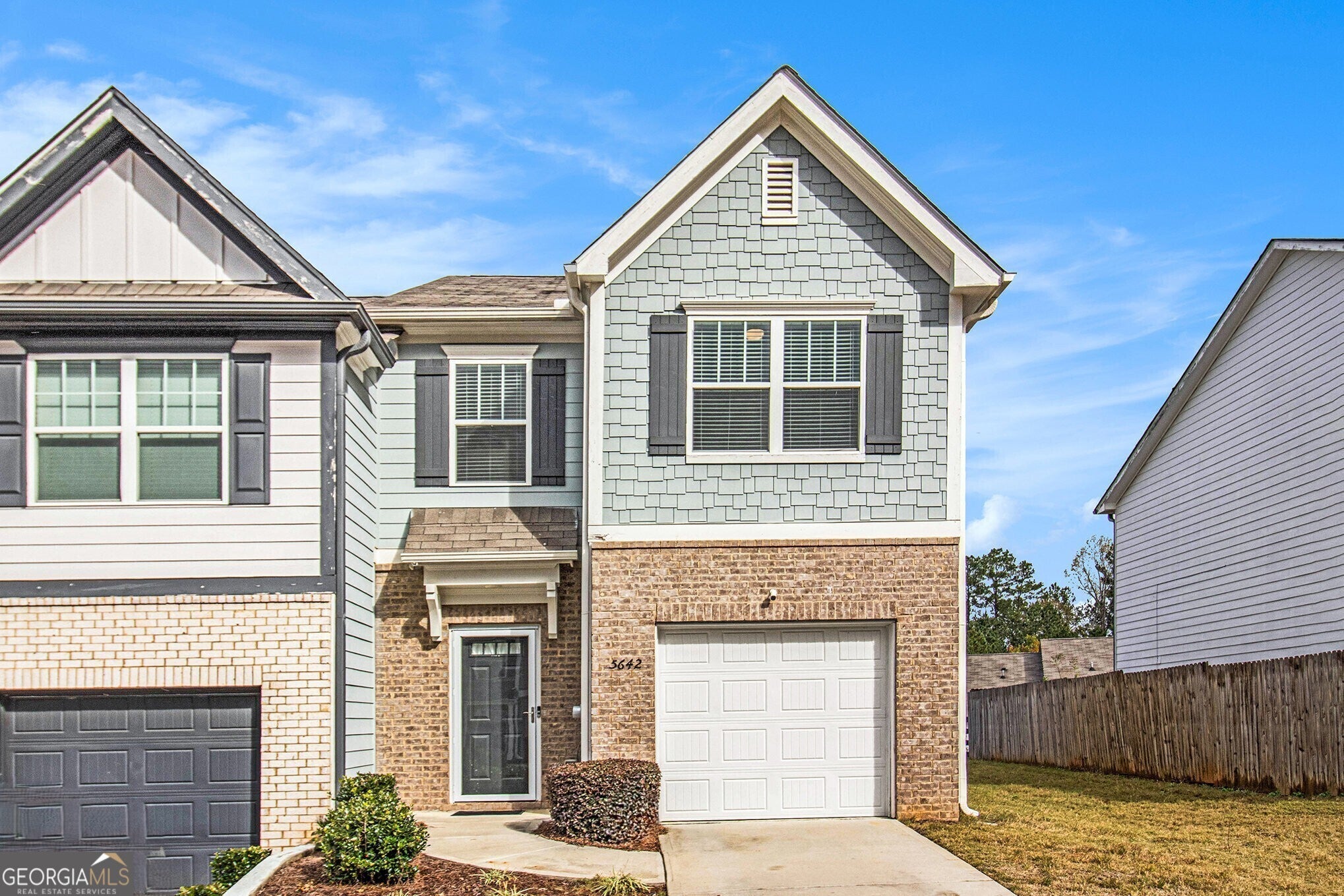5642 Union Pointe Dr — photo