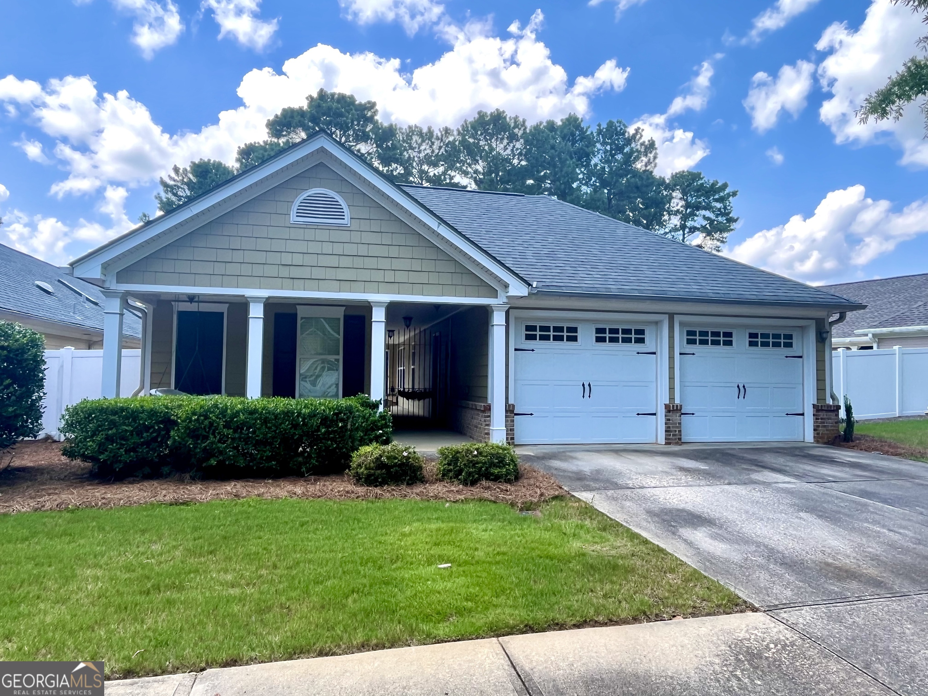 120 Cottage Club Dr — photo