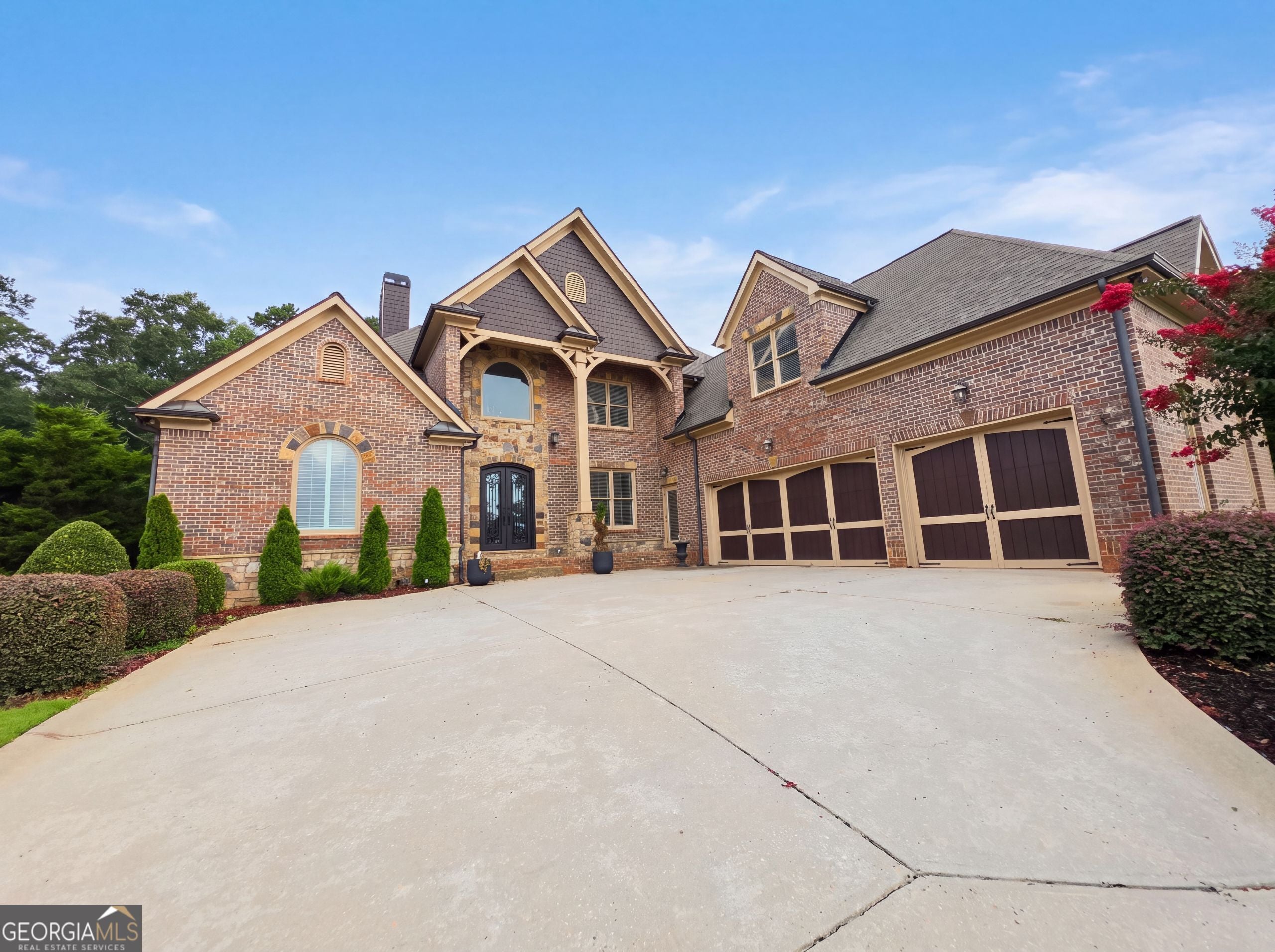 2711 Wildflower Way — photo
